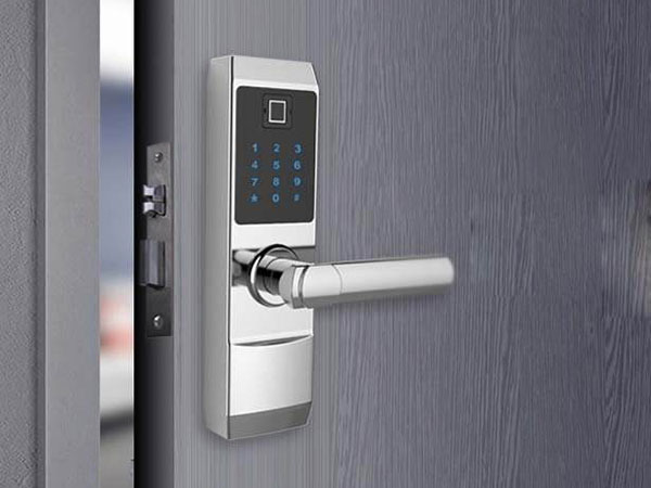 高要24小时上门开锁公司