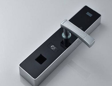 高要24小时上门开锁公司